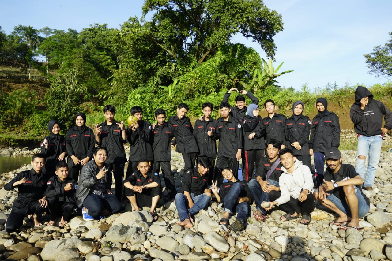 Sampul foto Pengukuhan